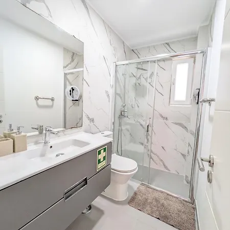 Apartamento Lisbon Over The River Almada